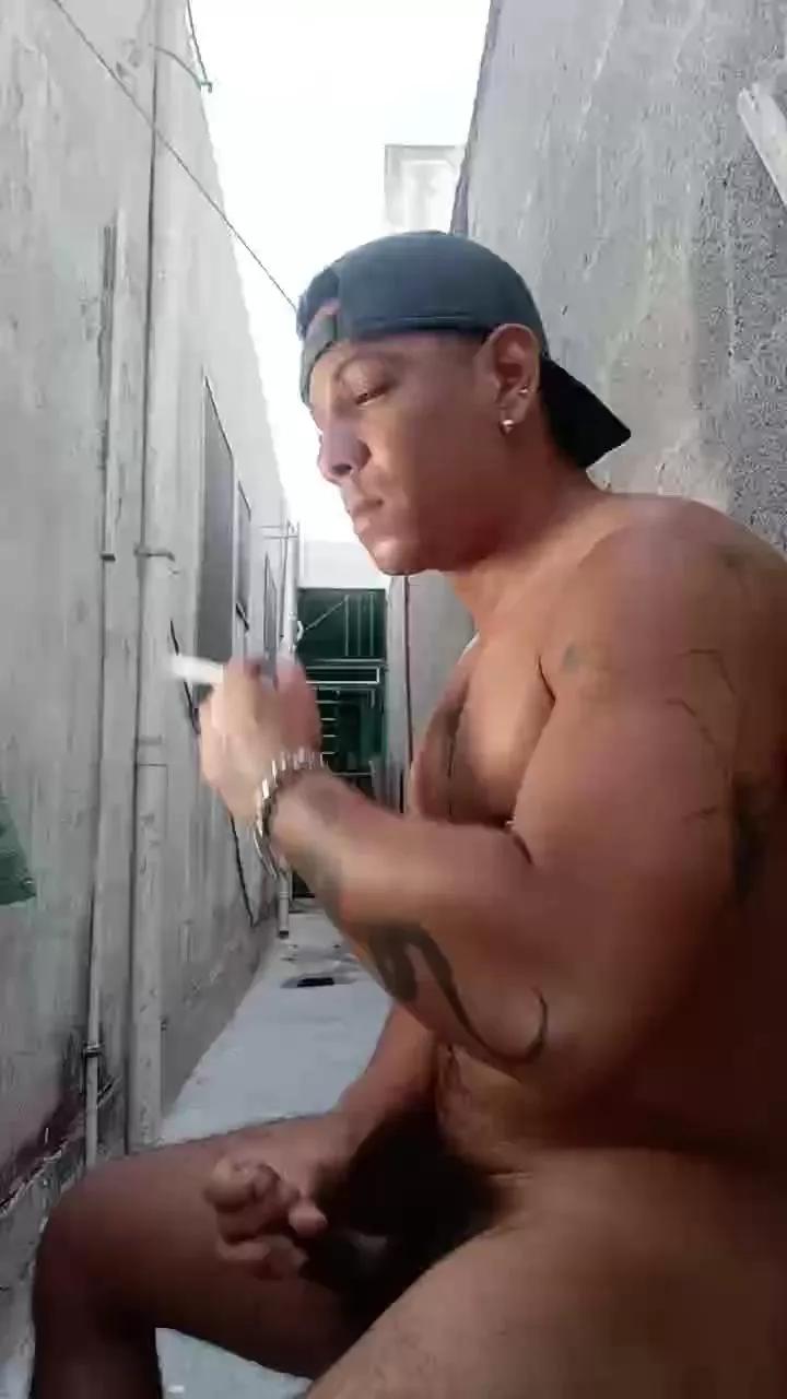 renatovallxxxy on Cam4 