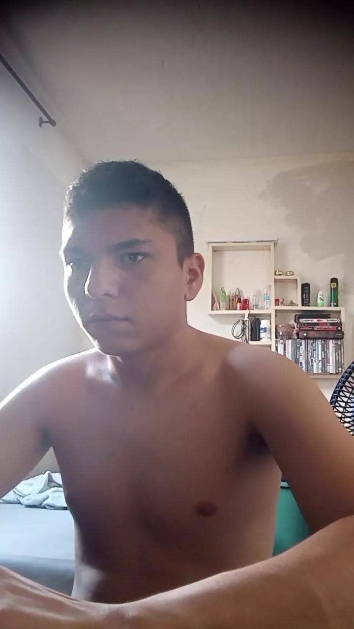 rlk85 on Cam4 