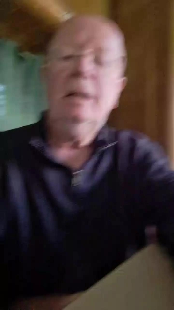 robert42 on Cam4 