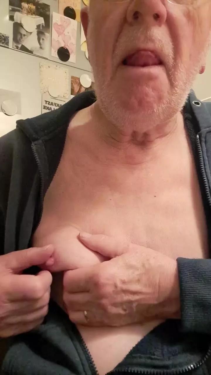 robert42 on Cam4 