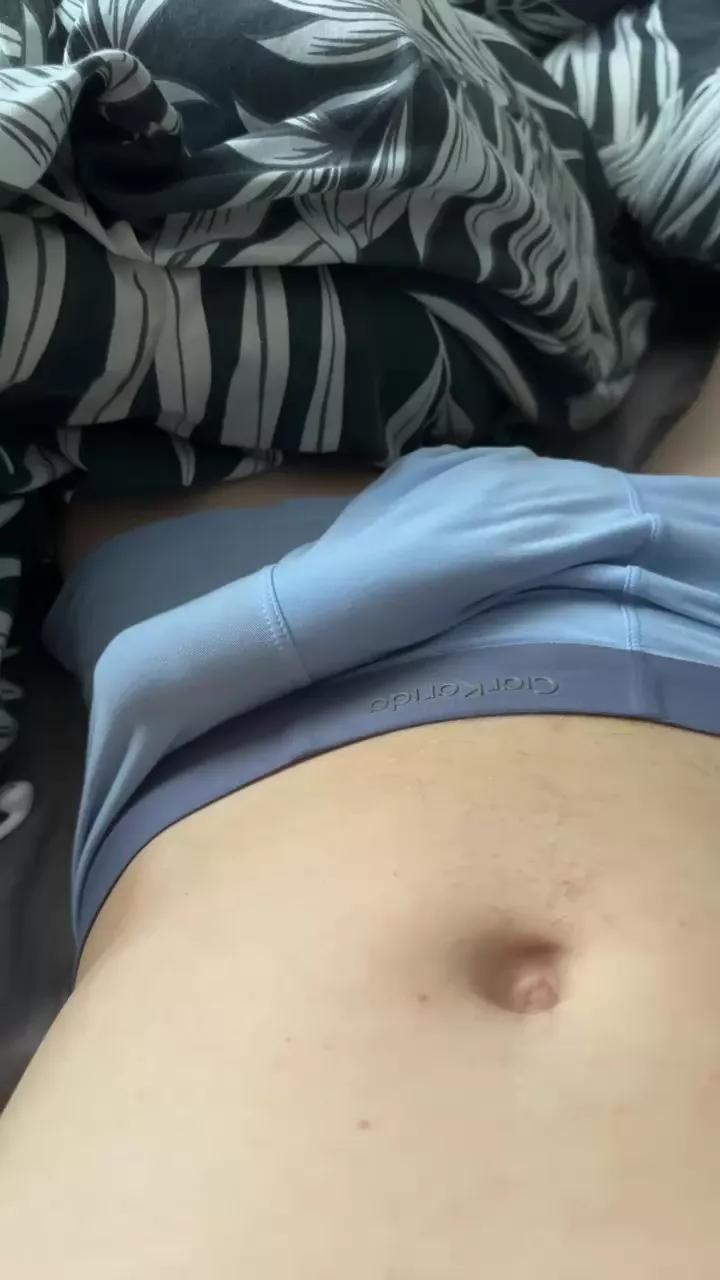 Robertos91 on Cam4 