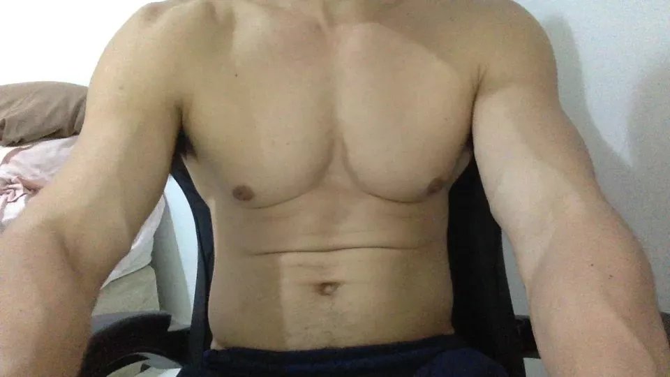 Offline RobsBr on Cam4