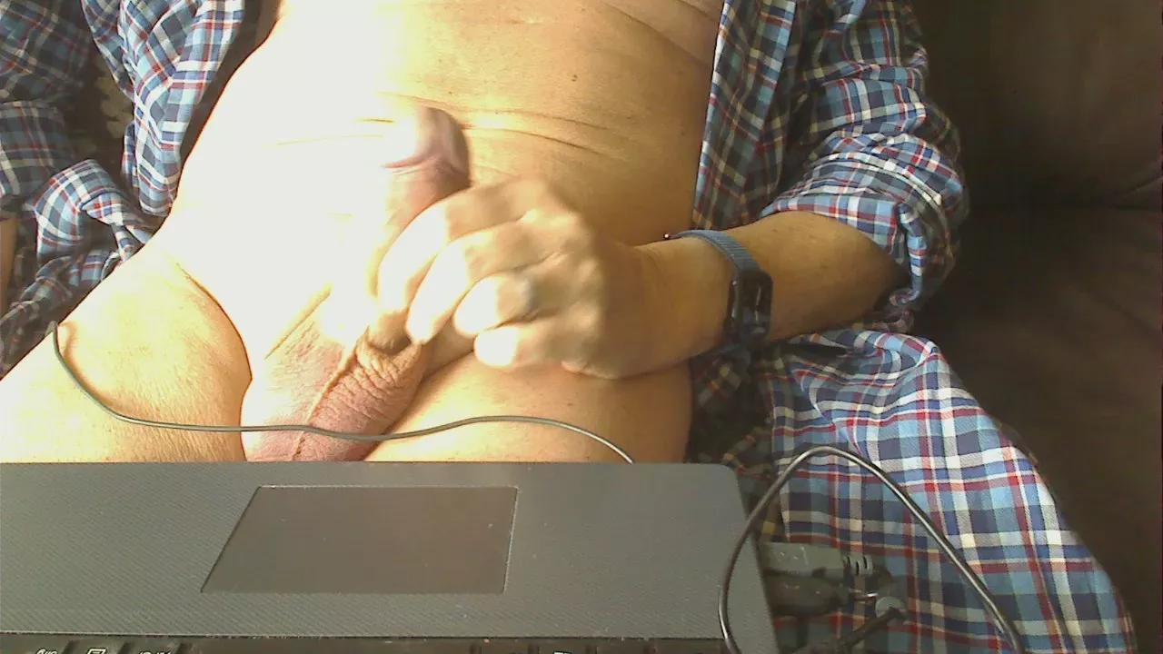 ron502 on Cam4 