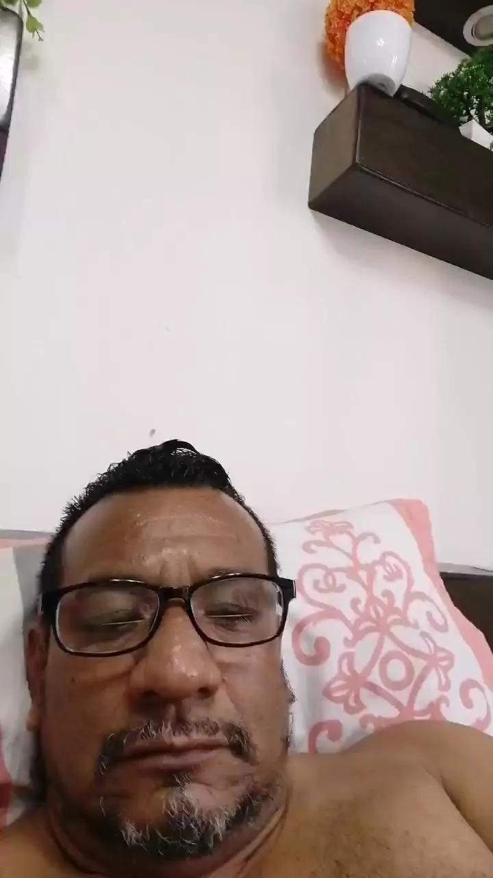 roncoratonm2 on Cam4 