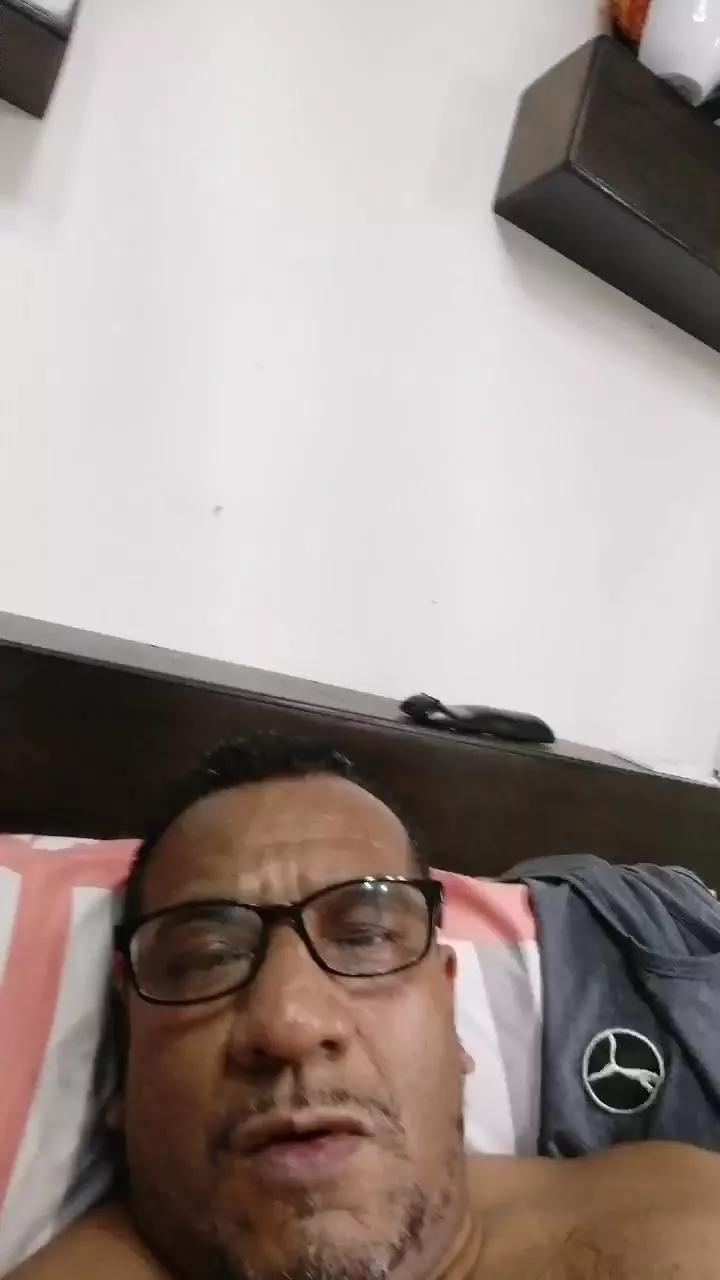 roncoratonm2 on Cam4 