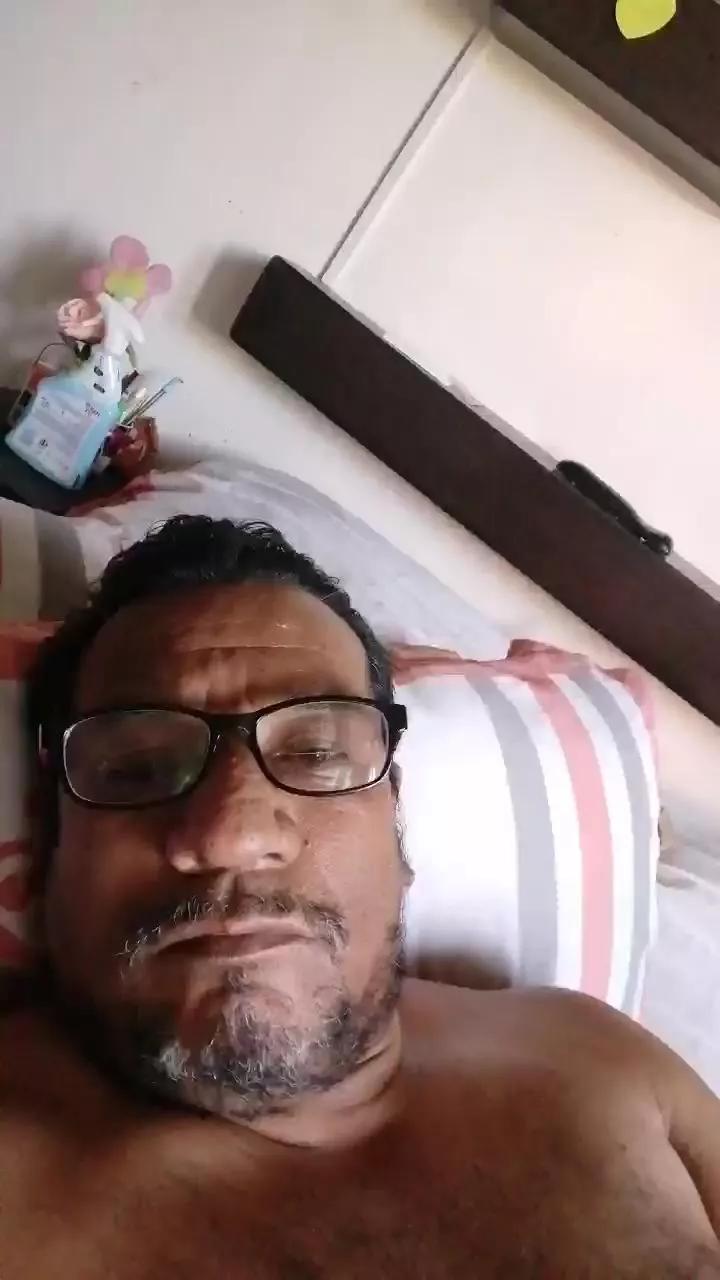 roncoratonm2 on Cam4 