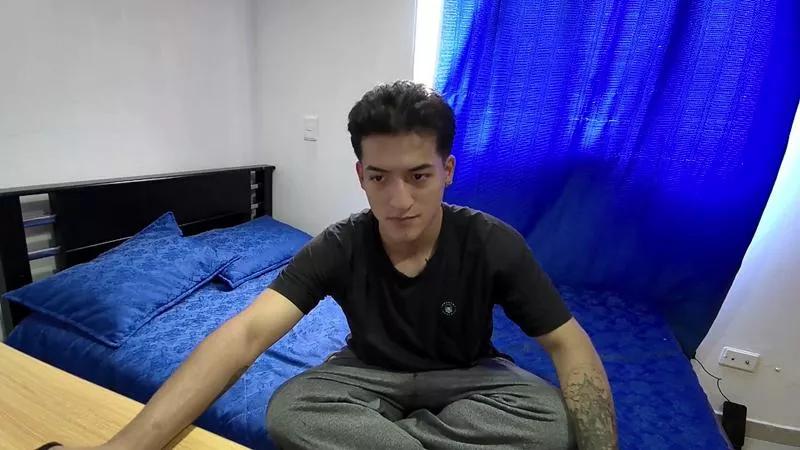 RoseandViktor23 on Cam4 