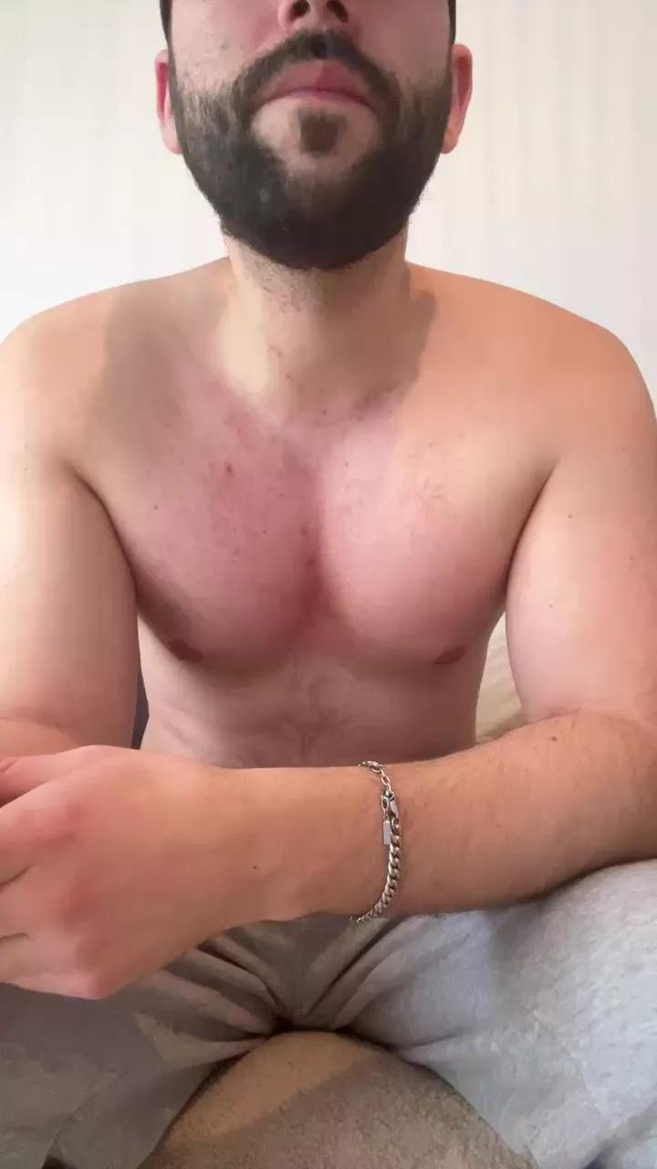 Roylarry on Cam4 