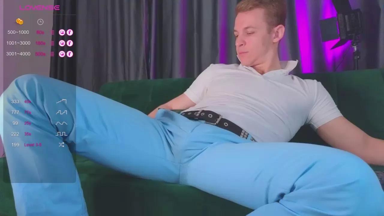 S3Xyes on Cam4 