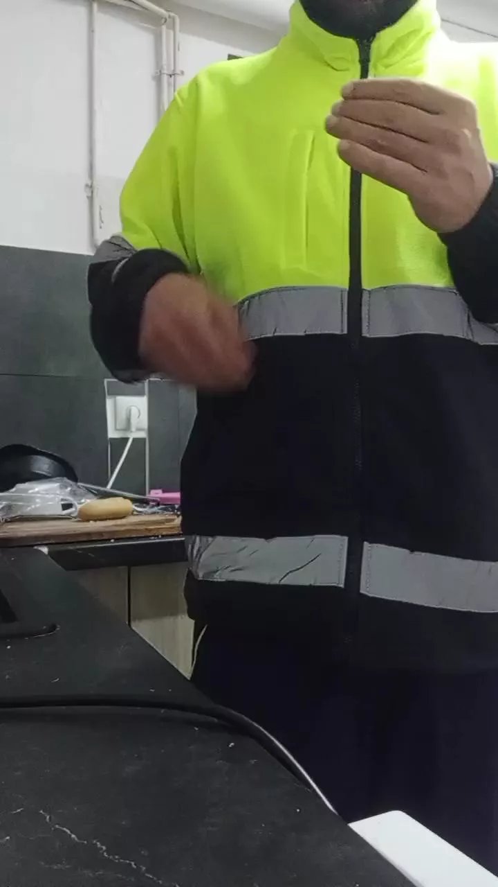 Offline Salva32bcn on Cam4