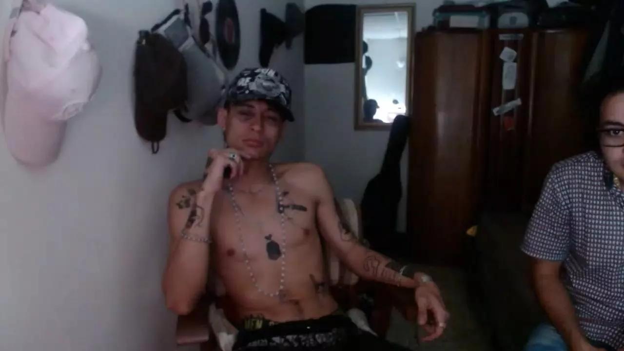 san_arez2 on Cam4 