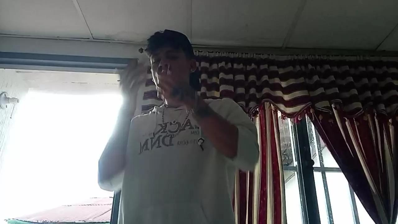 san_arez2 on Cam4 