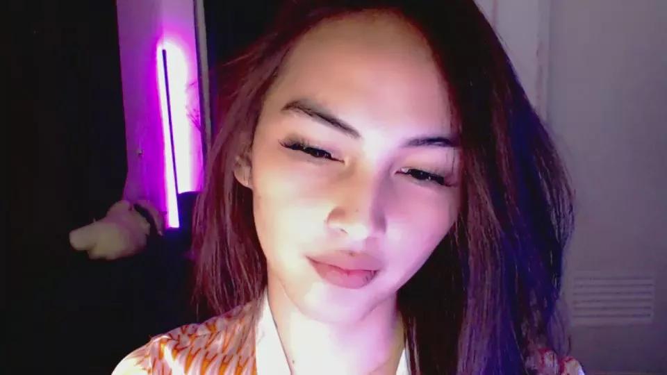 scarletwhitex on Cam4 