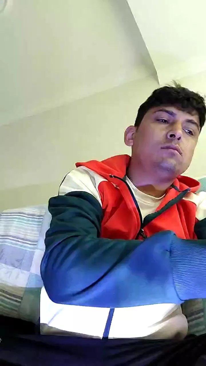 Offline sercan664 on Cam4