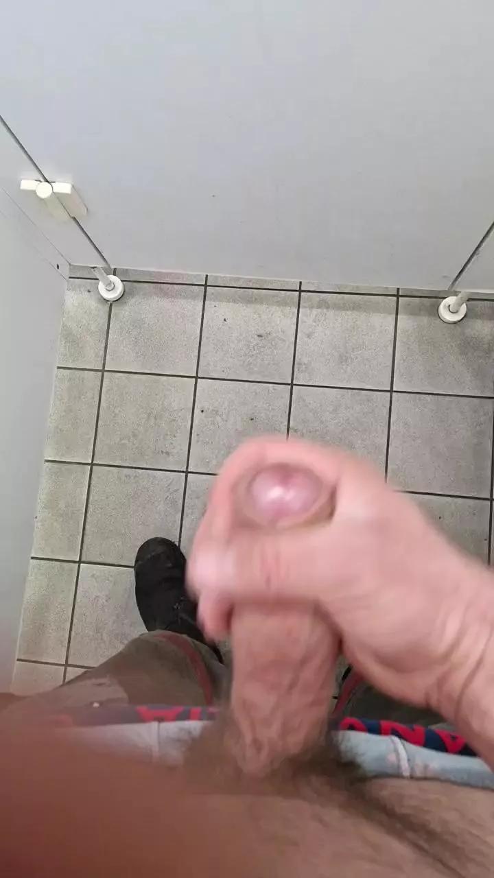 sexyboy8650 on Cam4 