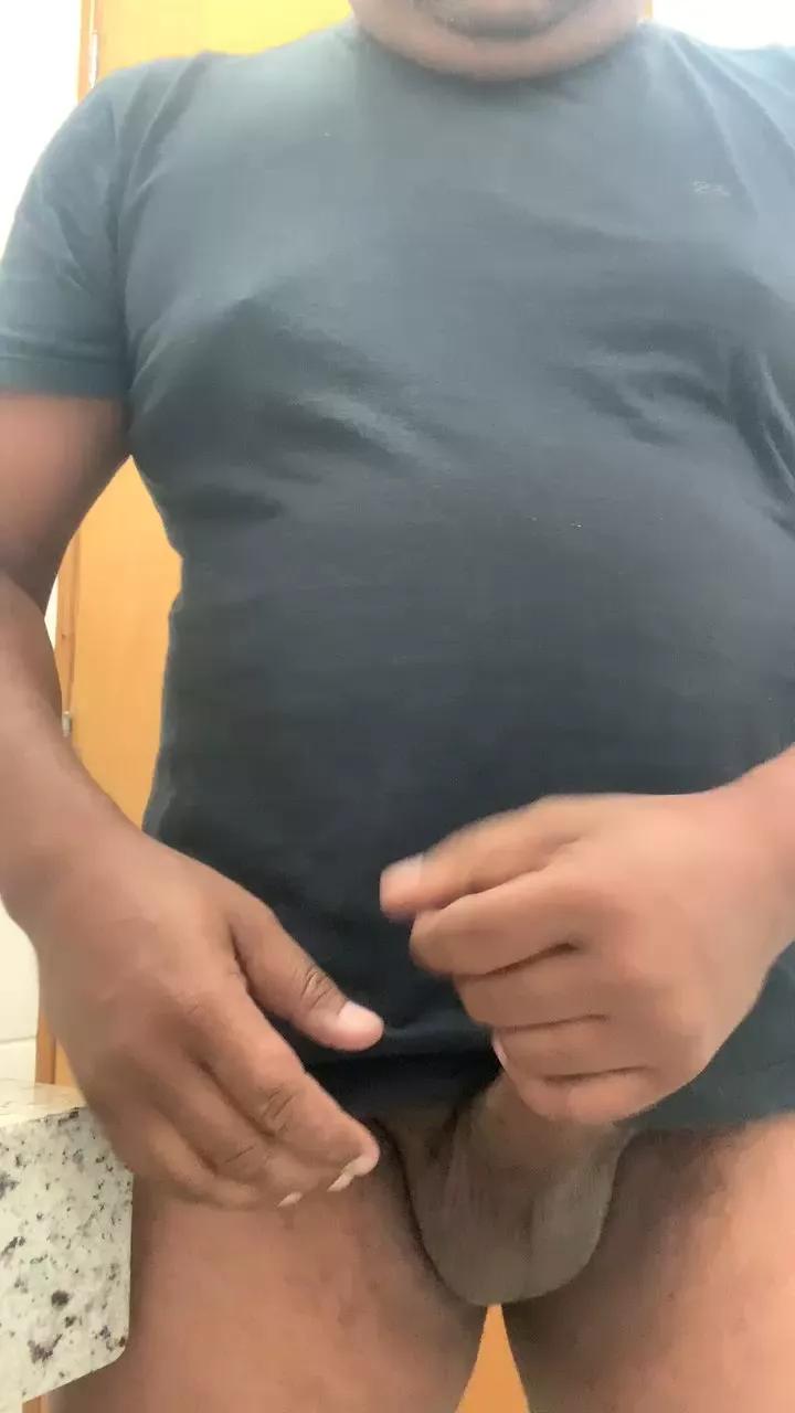 Sharkbhz on Cam4 
