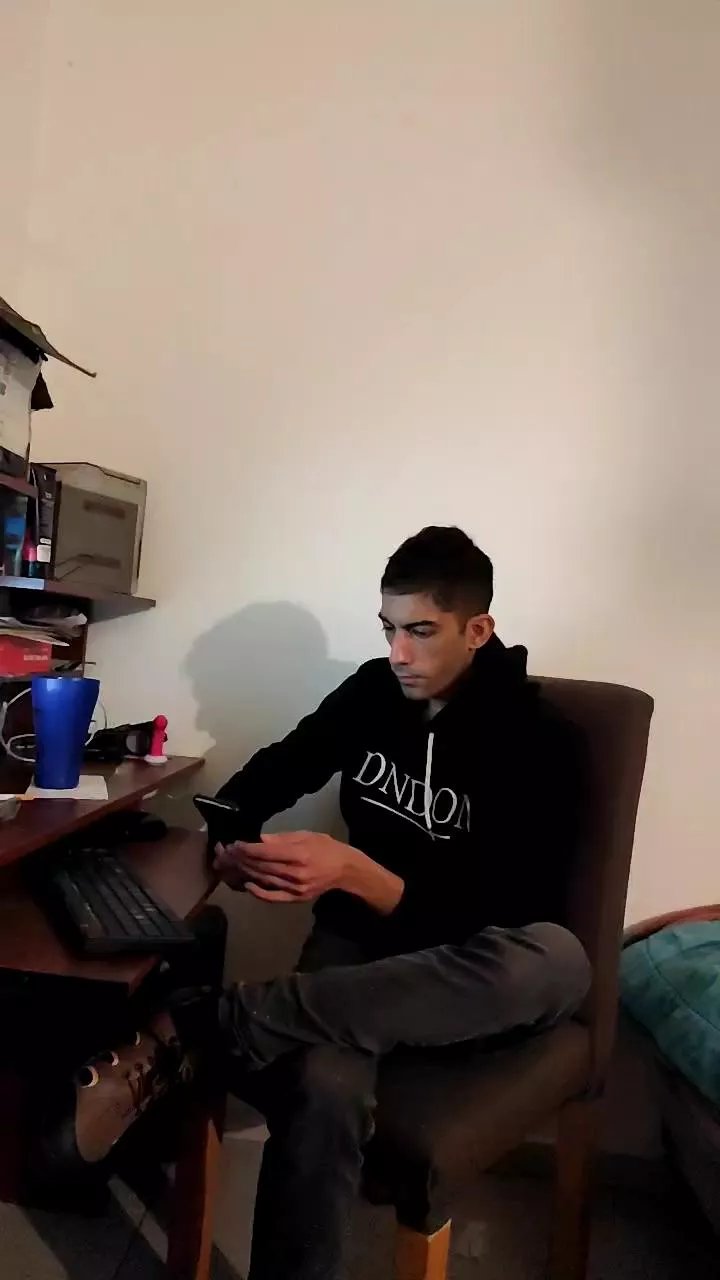 Offline ShebasGhon07 on Cam4