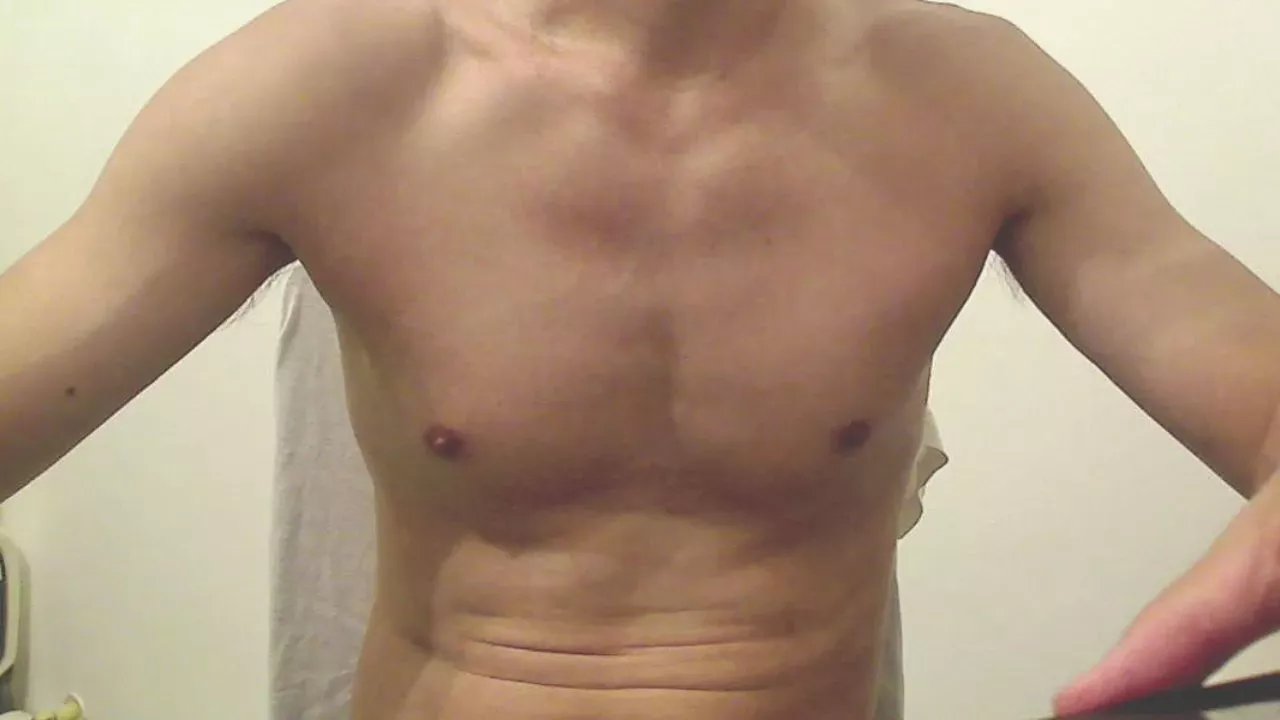 Offline showhansen3 on Cam4