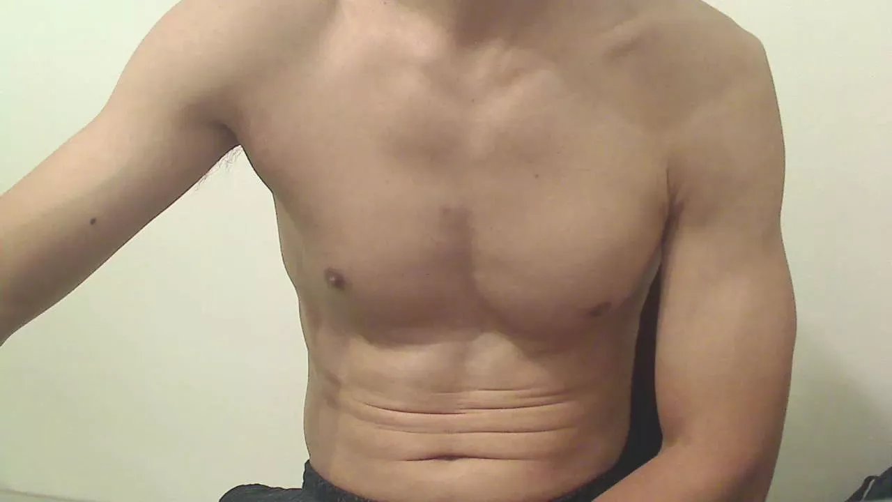 Offline showhansen3 on Cam4