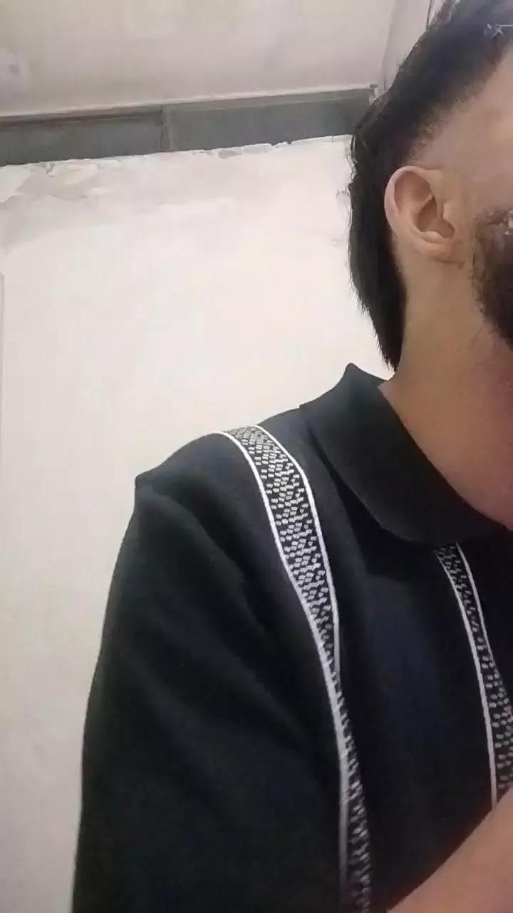 Skrollikat_ on Cam4 