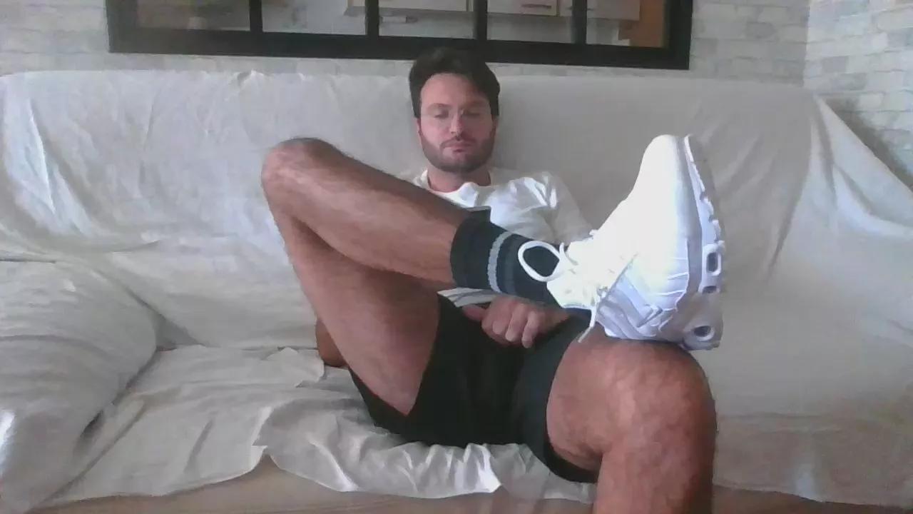 sluttypig59 on Cam4 