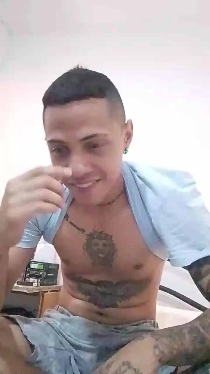 Solo_Tinta6xx9 on Cam4 