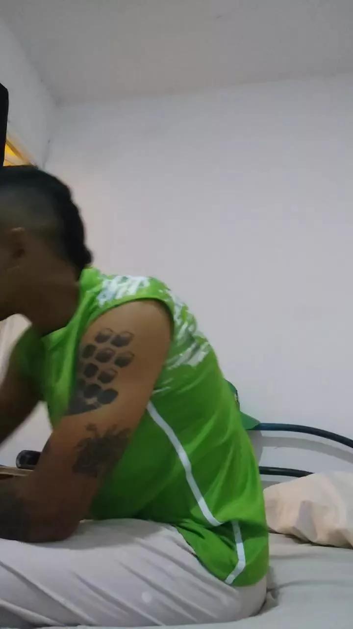 Solo_Tinta6xx9 on Cam4 