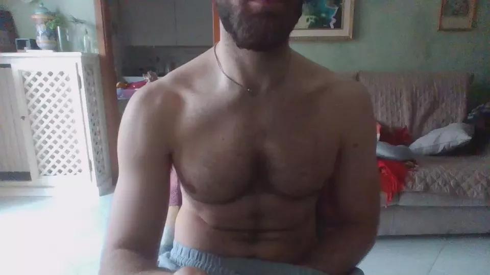 Staggatros on Cam4 
