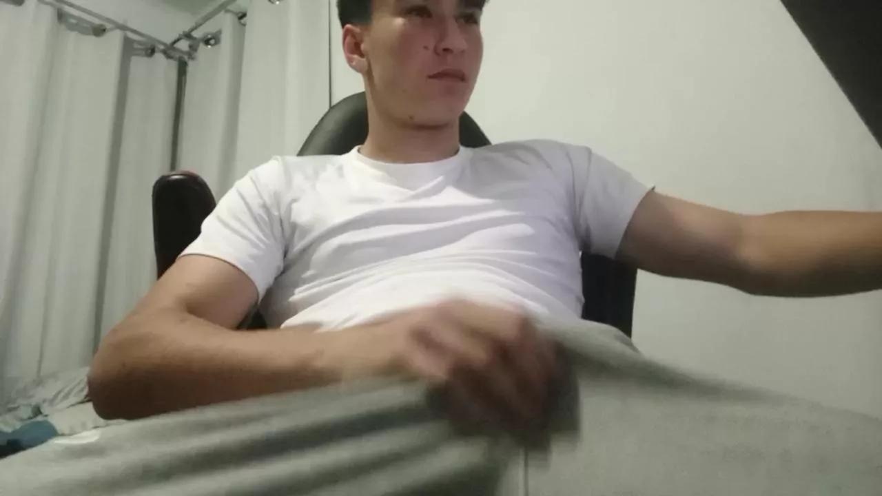 Sutroh0t4 on Cam4 