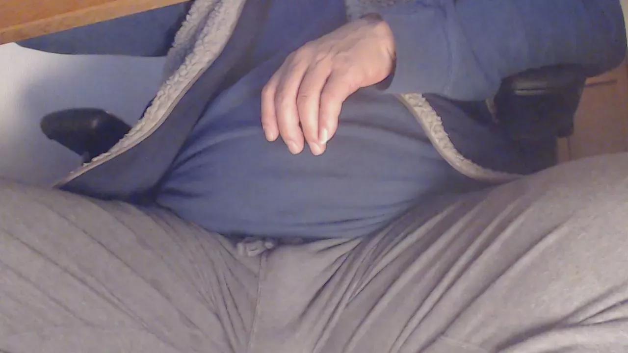 ta52052 on Cam4 