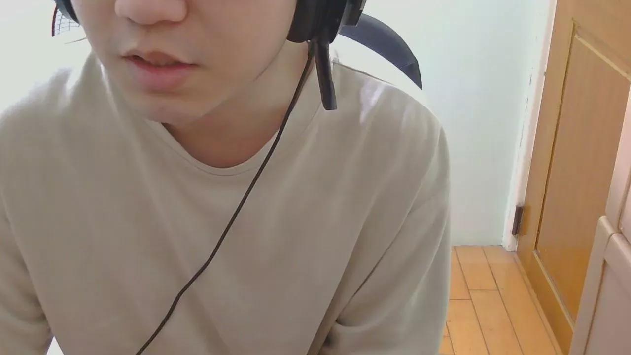 talltalllion on Cam4 