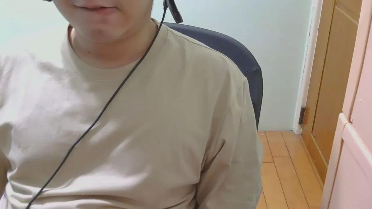 talltalllion on Cam4 
