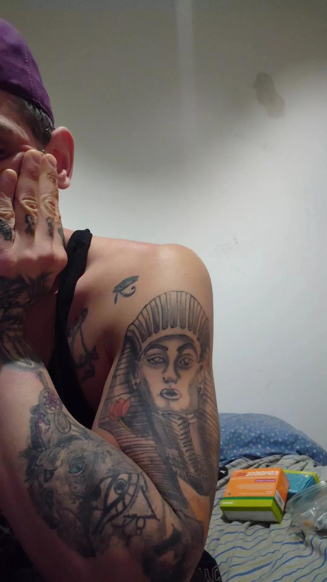 taruated24 on Cam4 