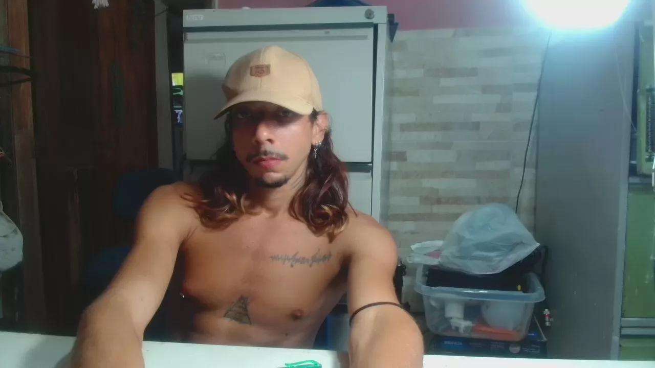 tayllortroy on Cam4 