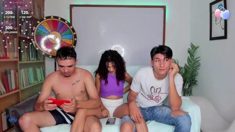 Teamlovers on Cam4 