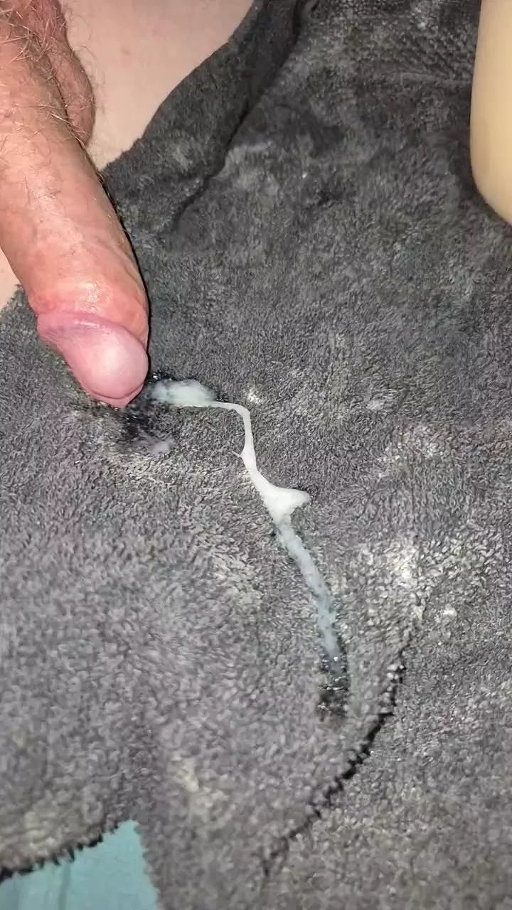 Offline TheCummingDutch on Cam4