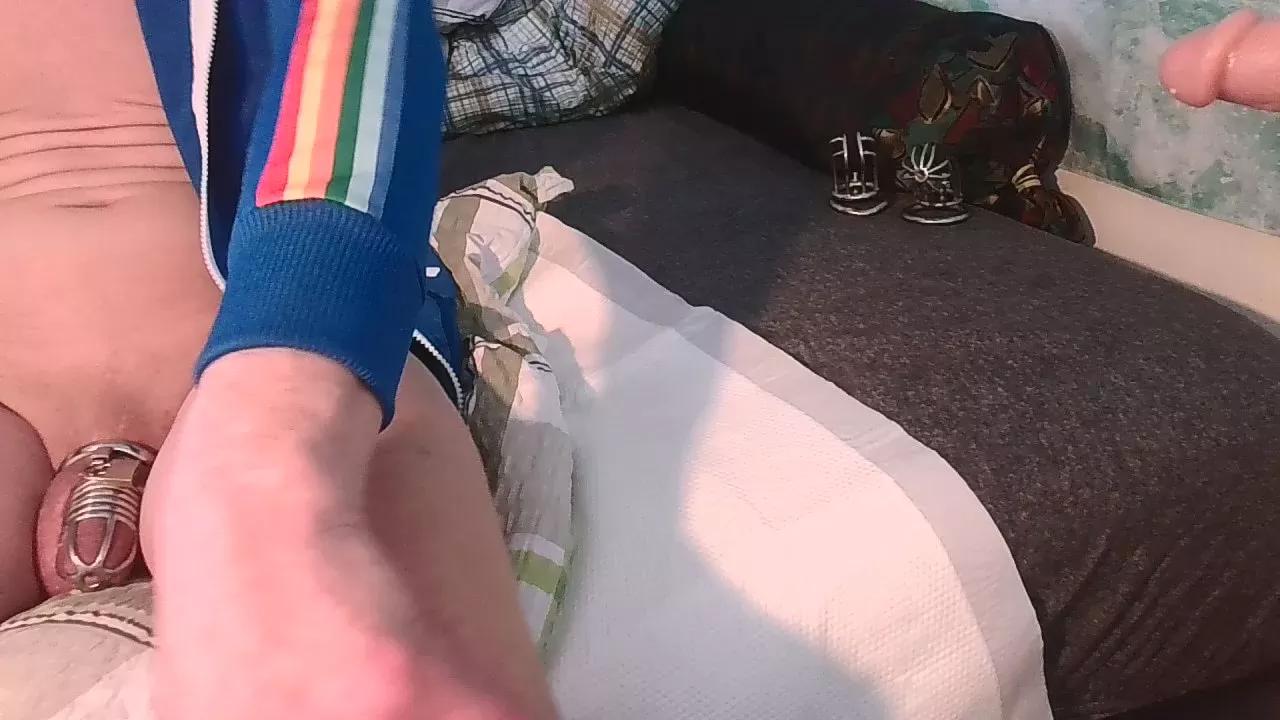 thingsbums on Cam4 
