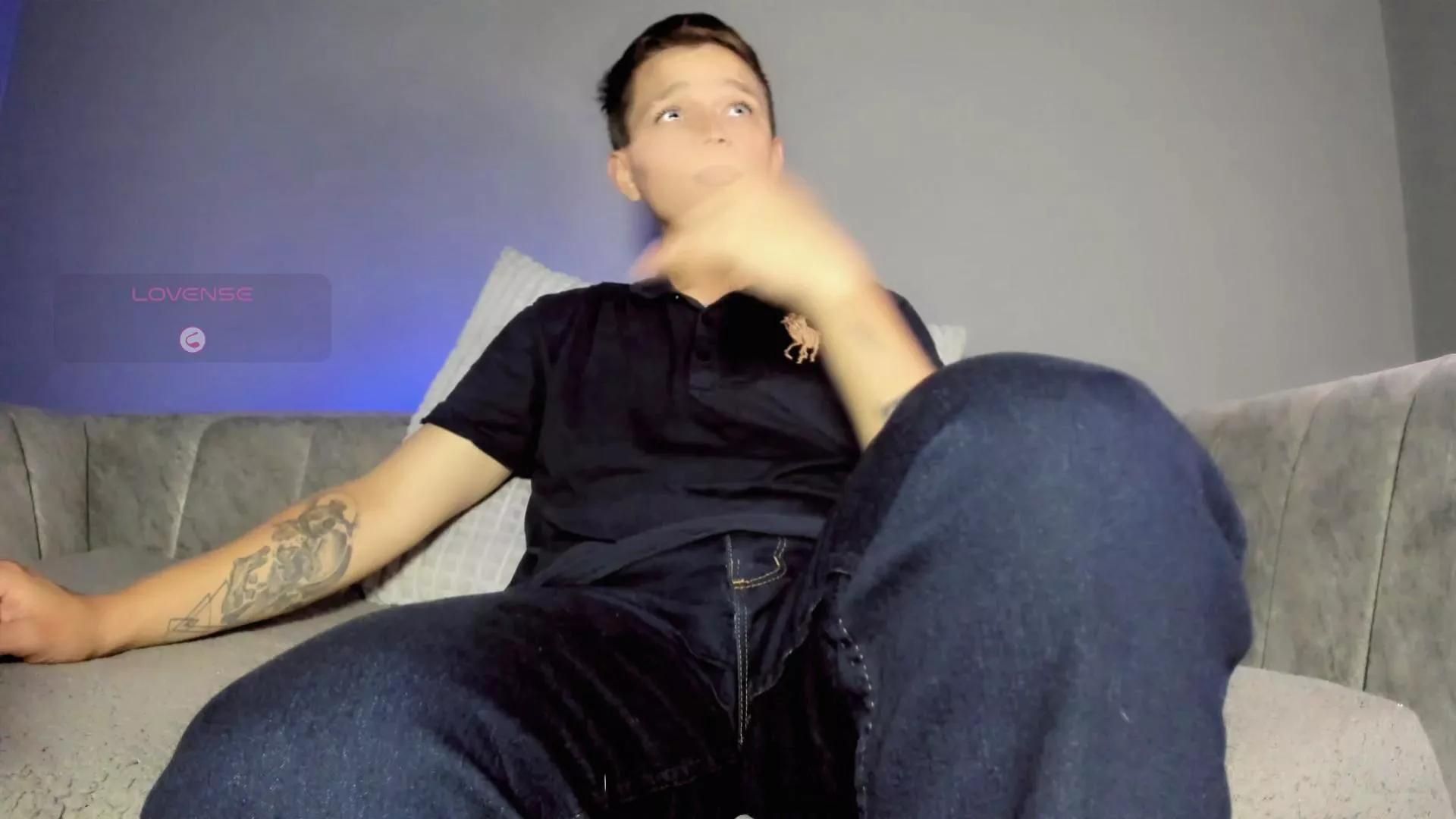 TimWolf_ on Cam4 