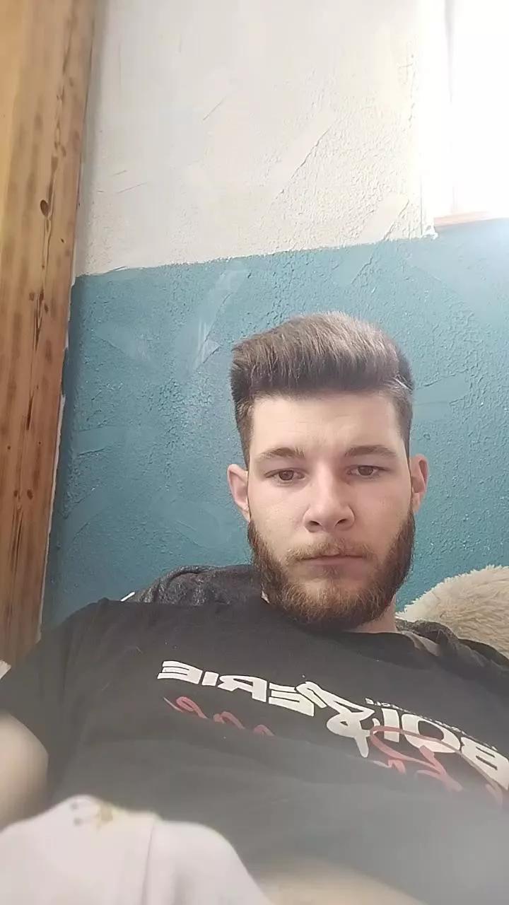 Titi020 on Cam4 