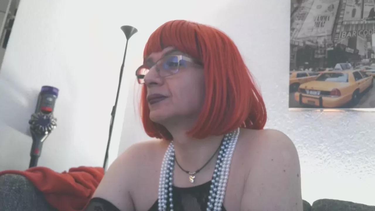 tittytravis on Cam4 