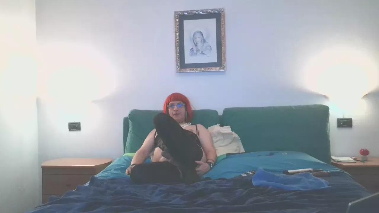 tittytravis on Cam4 