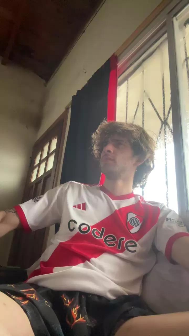 Tlfenix on Cam4 
