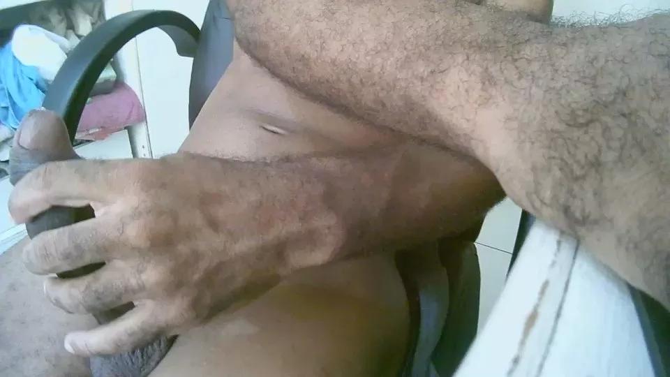 Ton_da_Ka on Cam4 