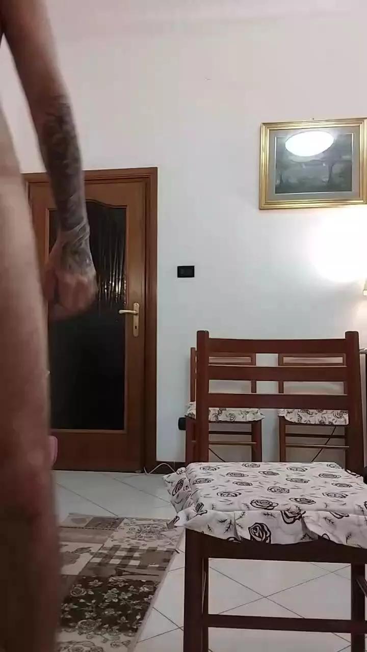 Tonyyttt on Cam4 