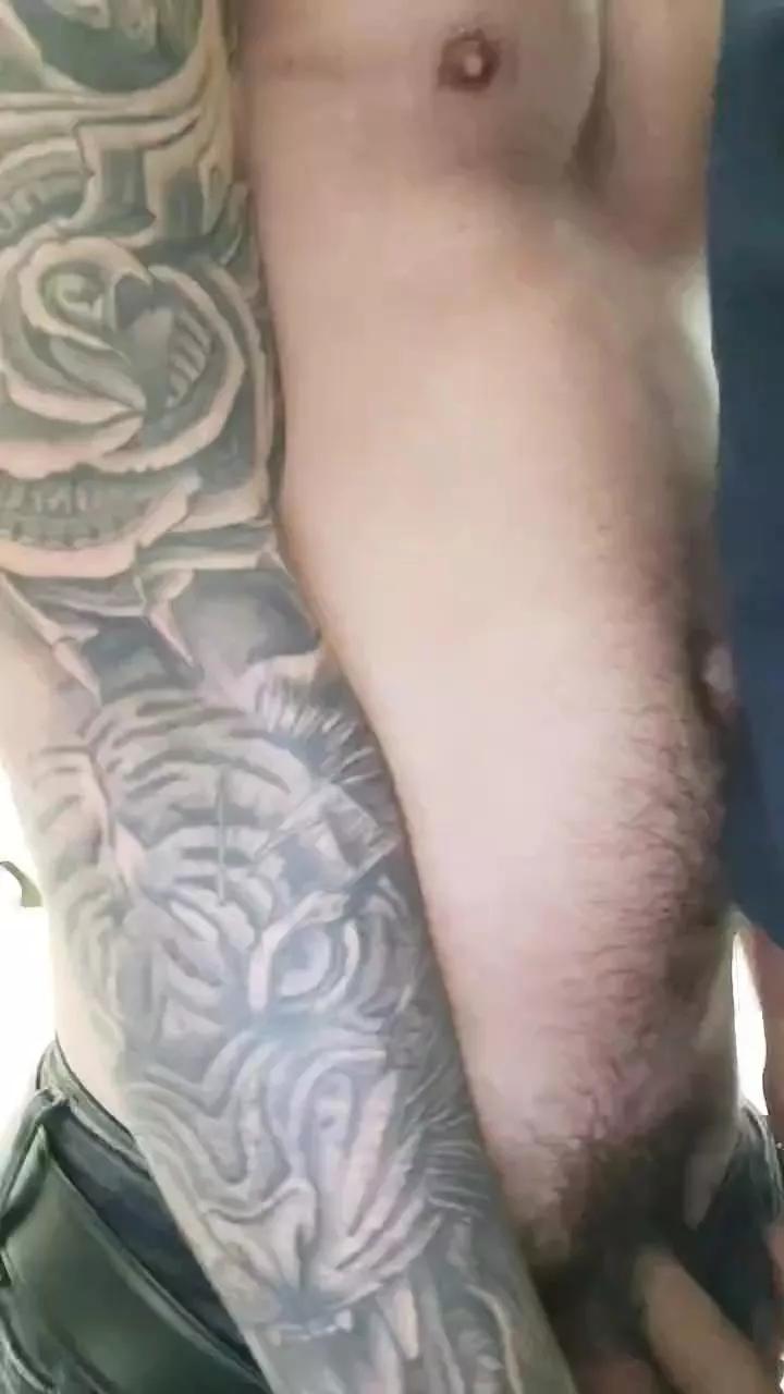 Tonyyttt on Cam4 
