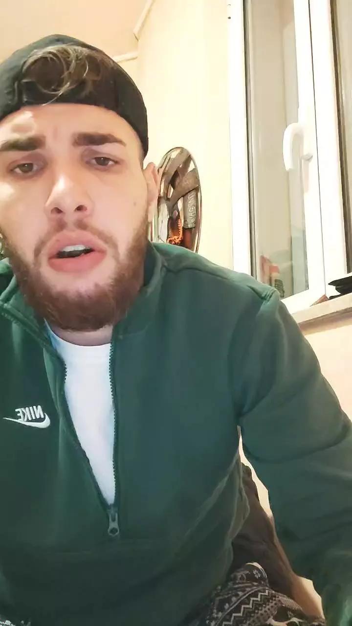 Tonyyttt on Cam4 
