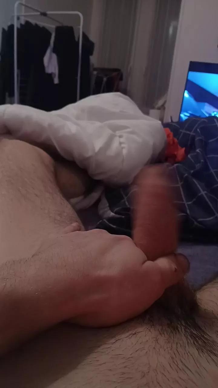 Toto25000 on Cam4 