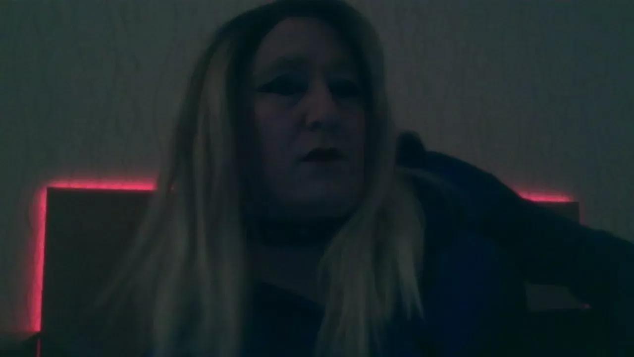 Tranny_Maus on Cam4 