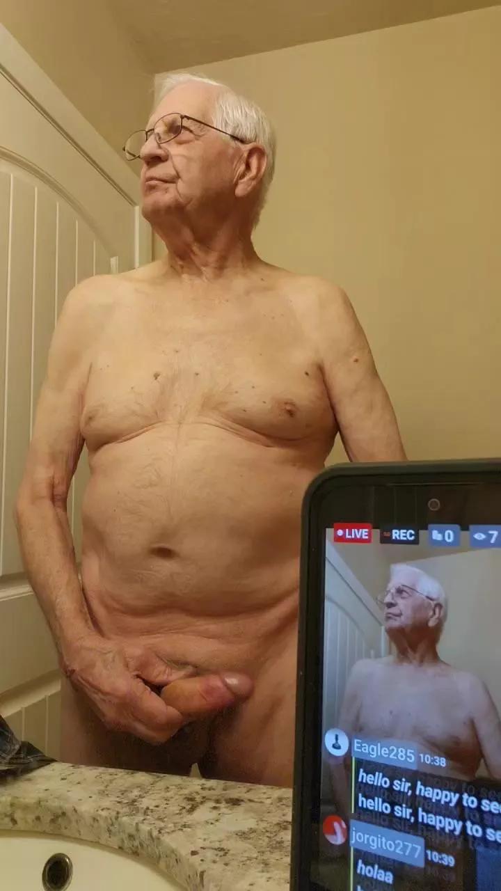 trucker99hot on Cam4 