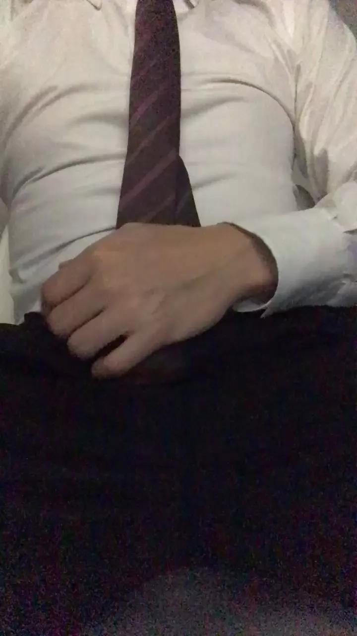 trunky_boi on Cam4 